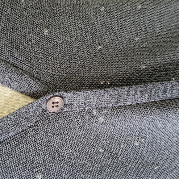 Jones New York, gray one button open cardegan Granny sweater. Size large. Very … - Picture 2 of 9